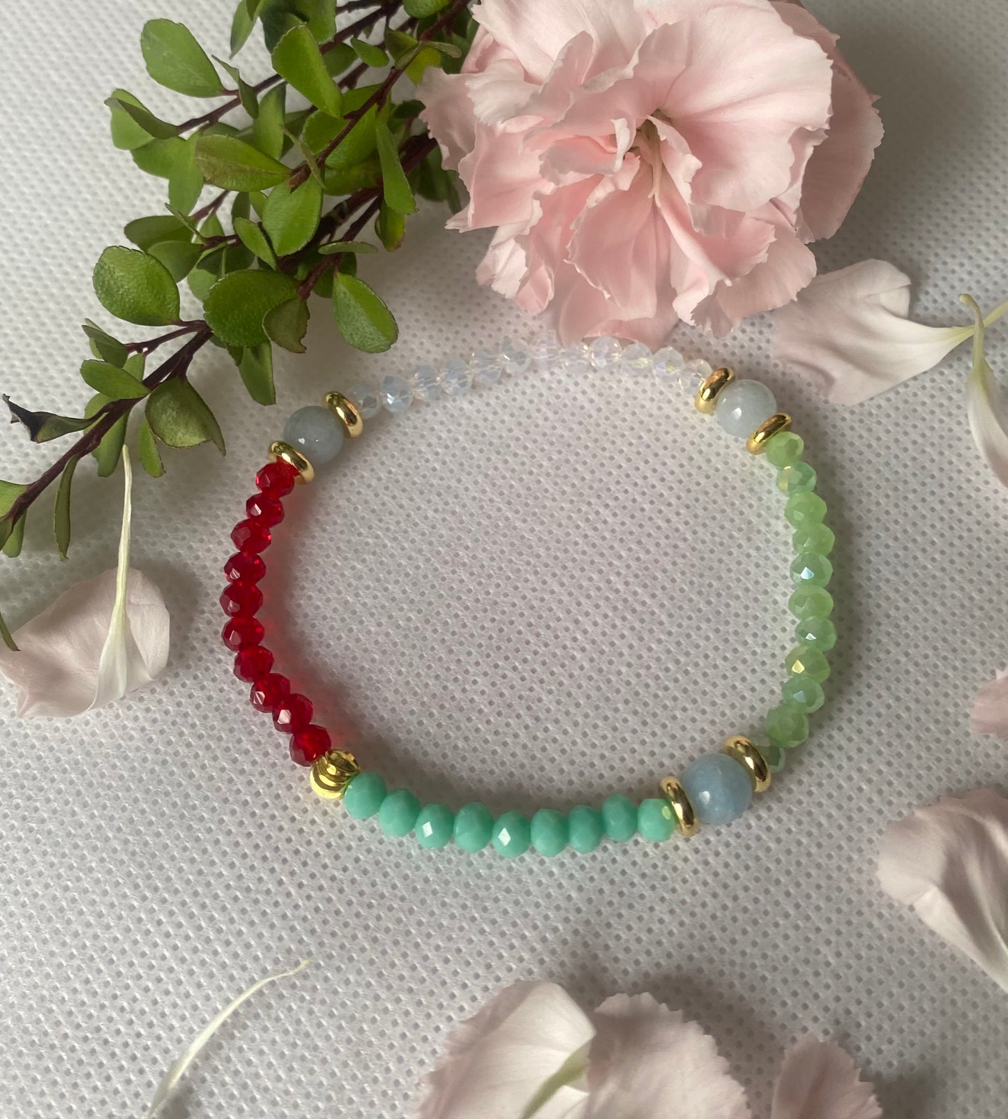 Hint of Red Beaded Bracelet