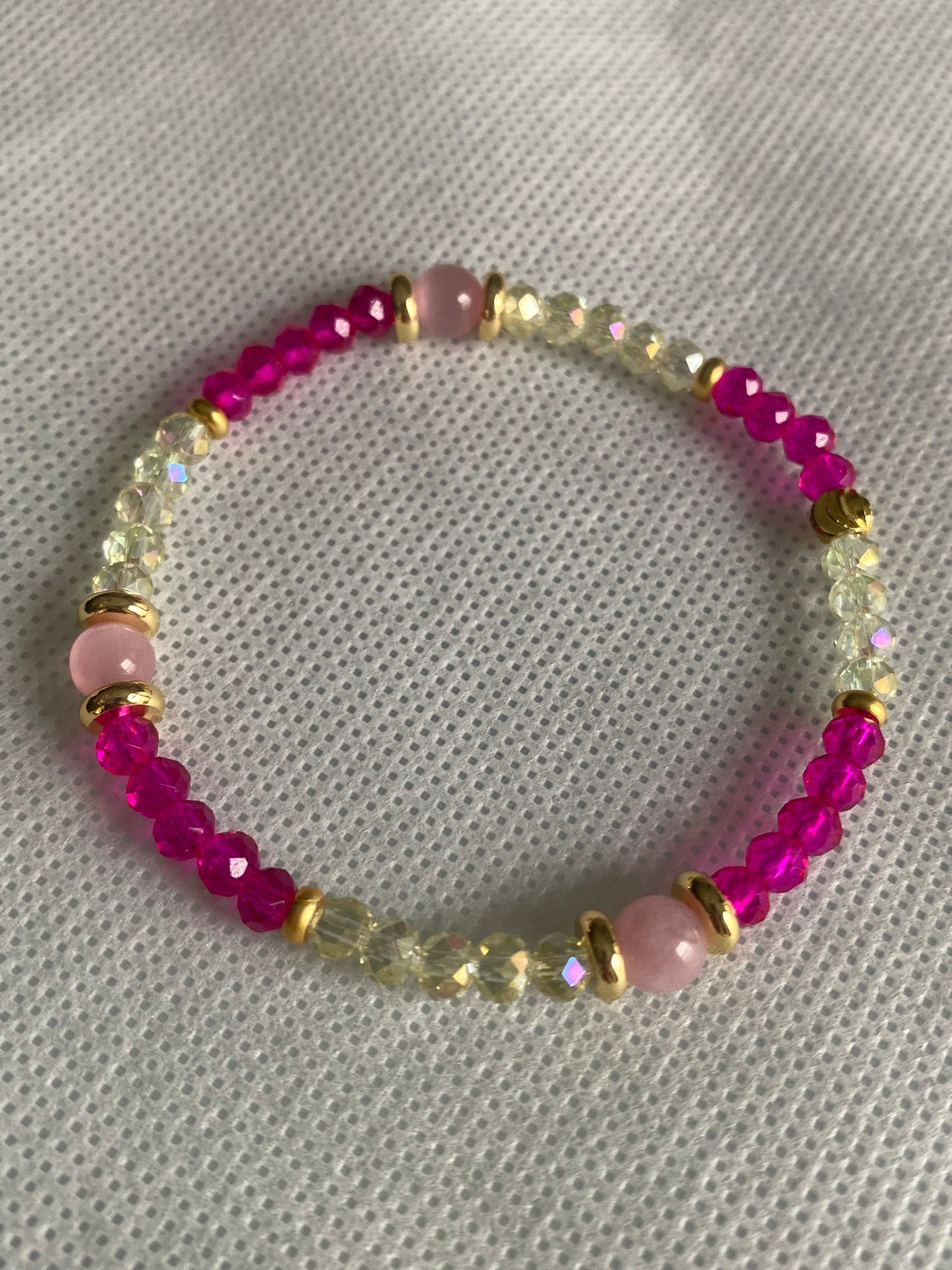 Pink crystal glass beaded bracelet