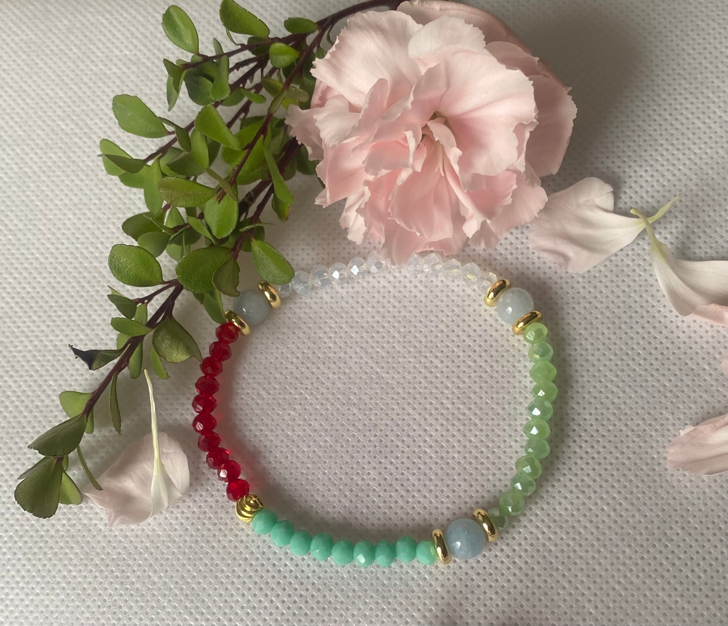 Hint of Red Beaded Bracelet