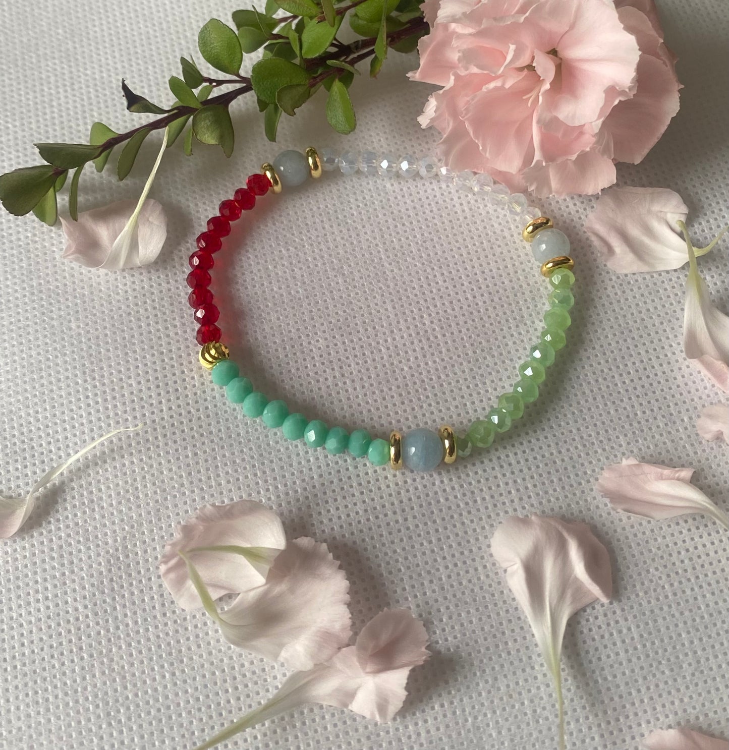 Hint of Red Beaded Bracelet
