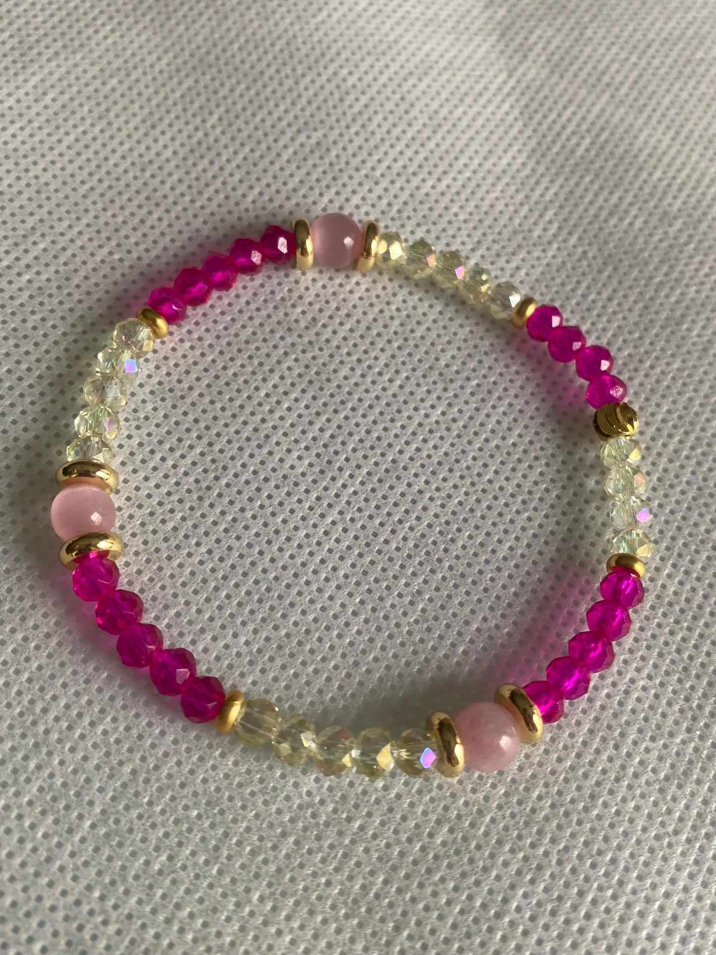 Pink crystal glass beaded bracelet