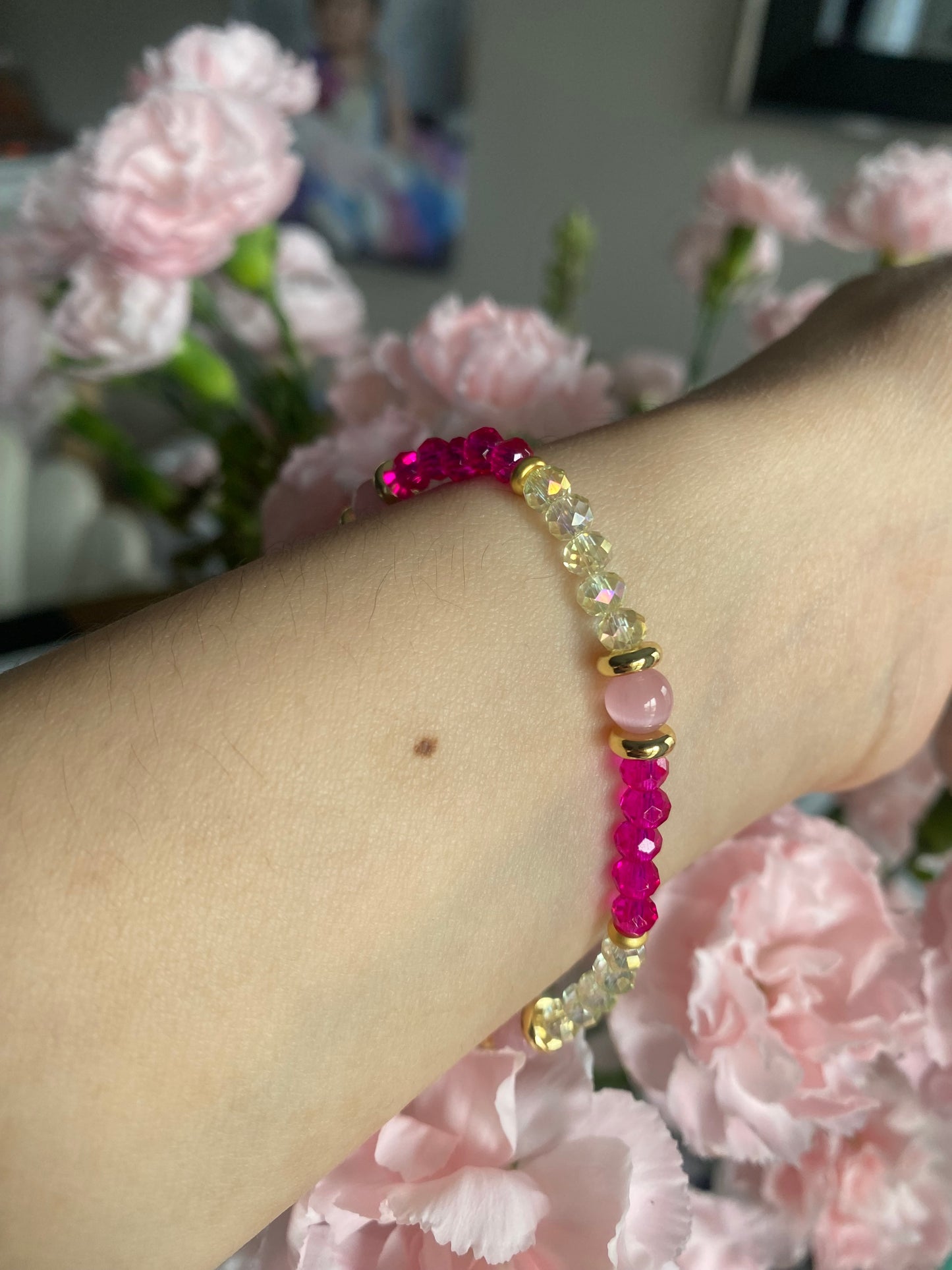 Pink crystal glass beaded bracelet