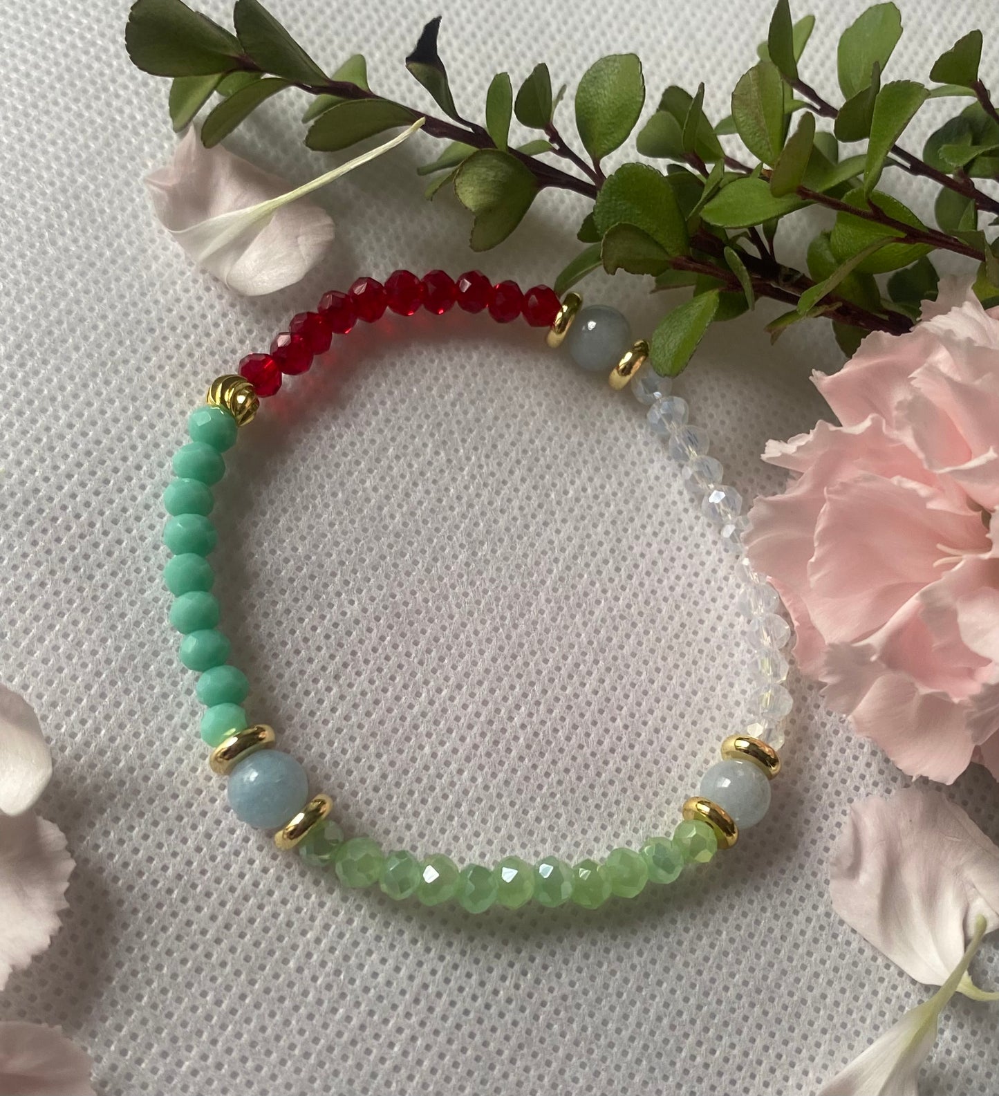 Hint of Red Beaded Bracelet