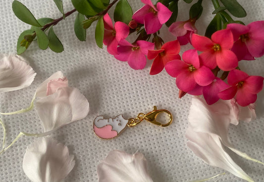 Cuddly Cat Charm